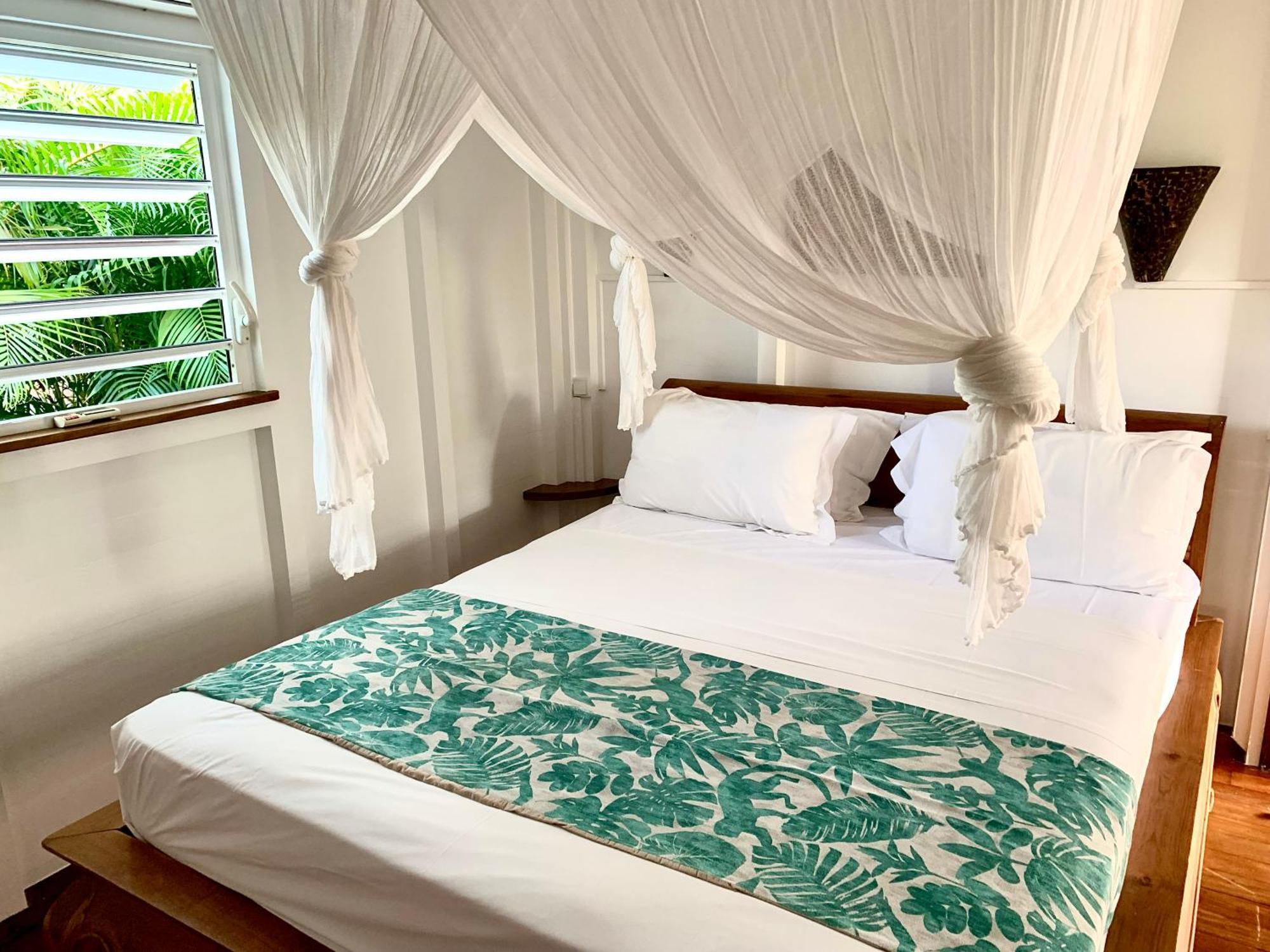 Domaine Saint-Francois Hotel Exterior photo